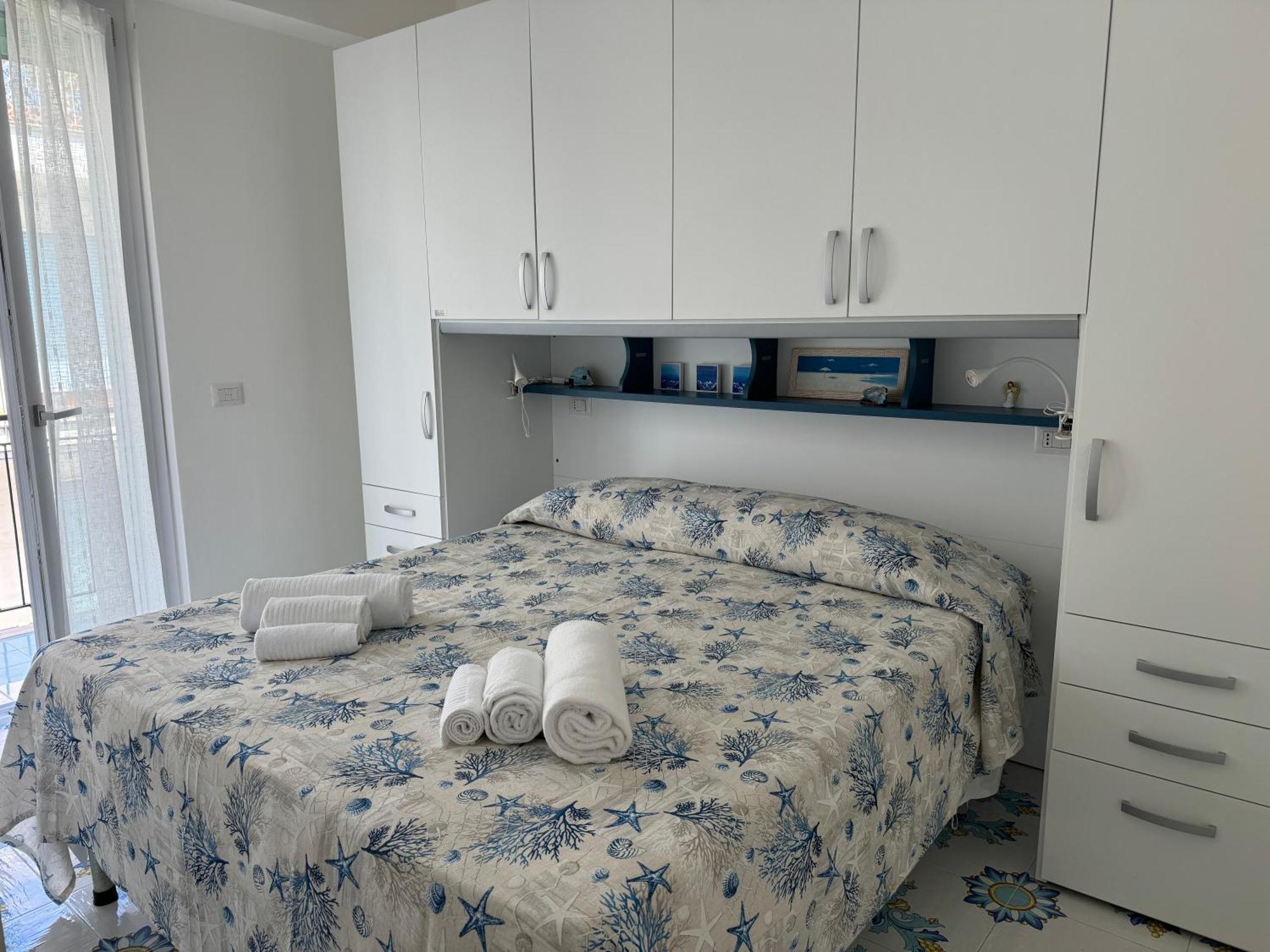 Donna Flora Ischia Appartamento Exterior photo
